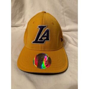 Adidas Los Angeles Lakers NBA World Champions Patches Hat Gold Purple L/XL Cap